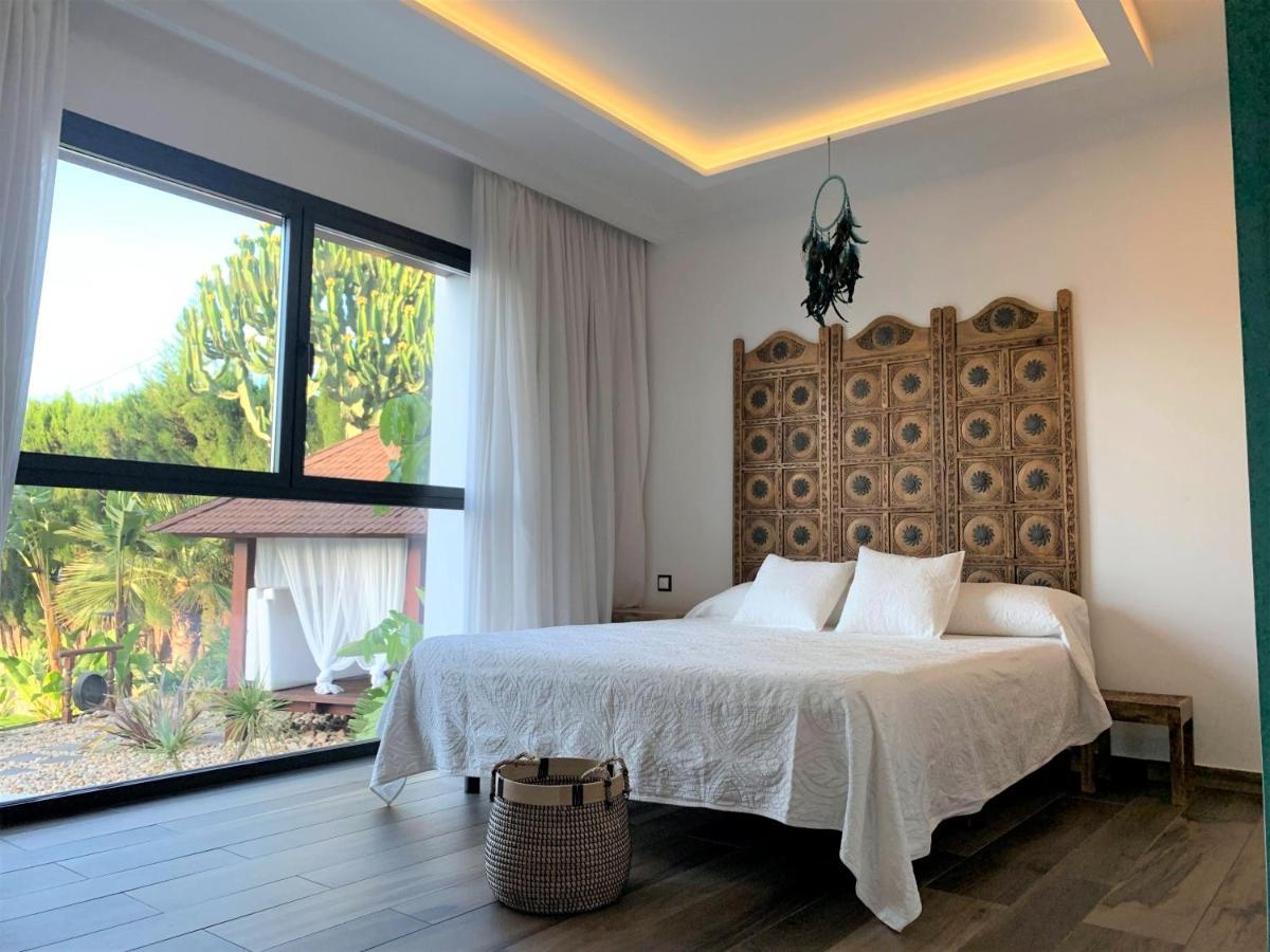 Kharisma Bed and Breakfast Αλτέα Εξωτερικό φωτογραφία