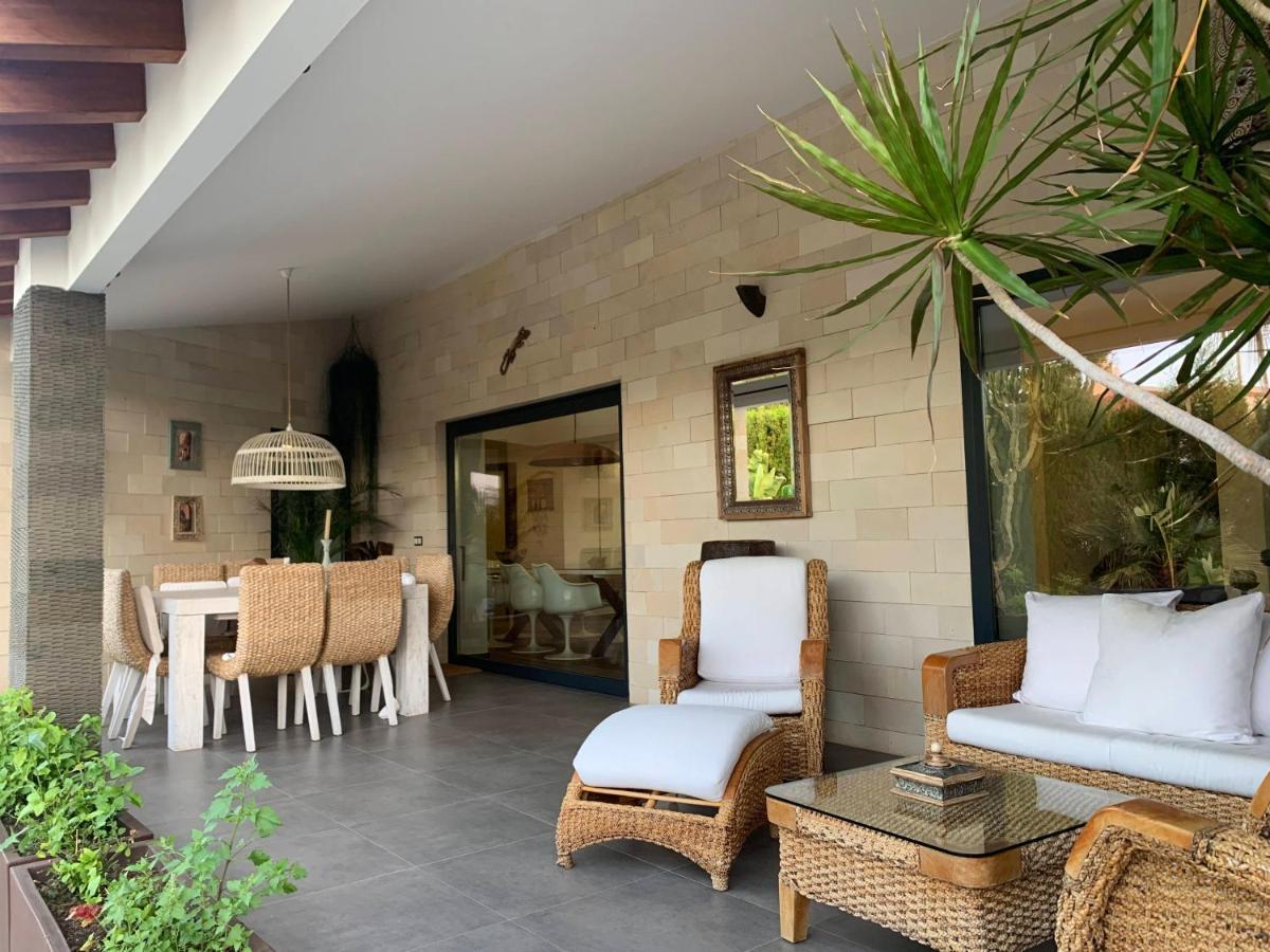 Kharisma Bed and Breakfast Αλτέα Εξωτερικό φωτογραφία